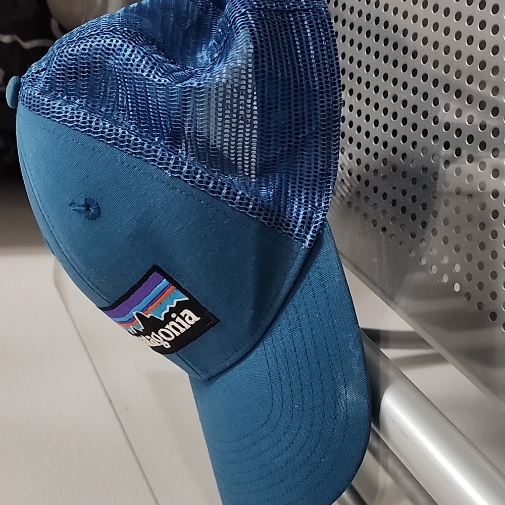 Patagonia Teal Mesh Trucker Cap - Picture 3 of 8